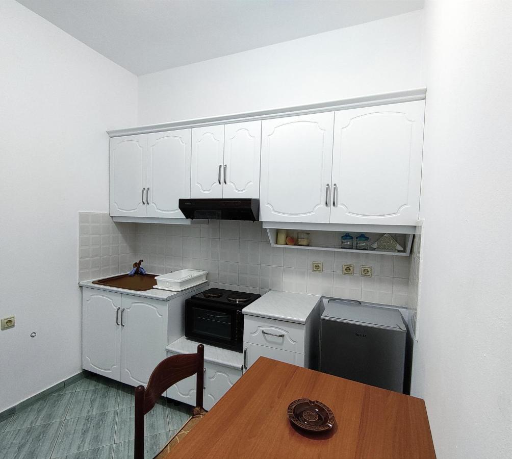 Joen Guesthouse Saranda Extérieur photo