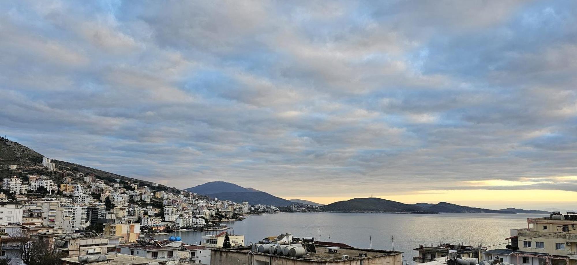 Joen Guesthouse Saranda Extérieur photo