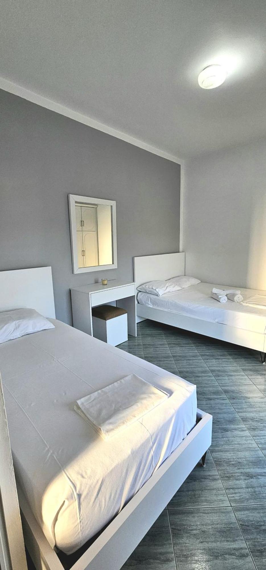 Joen Guesthouse Saranda Extérieur photo