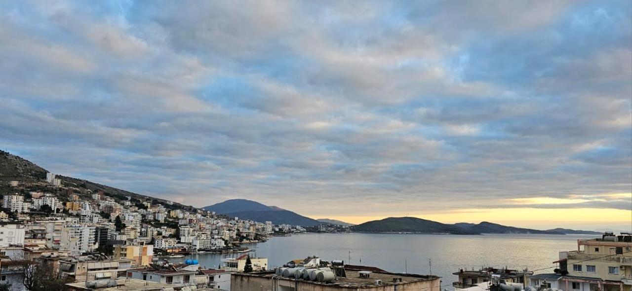 Joen Guesthouse Saranda Chambre photo