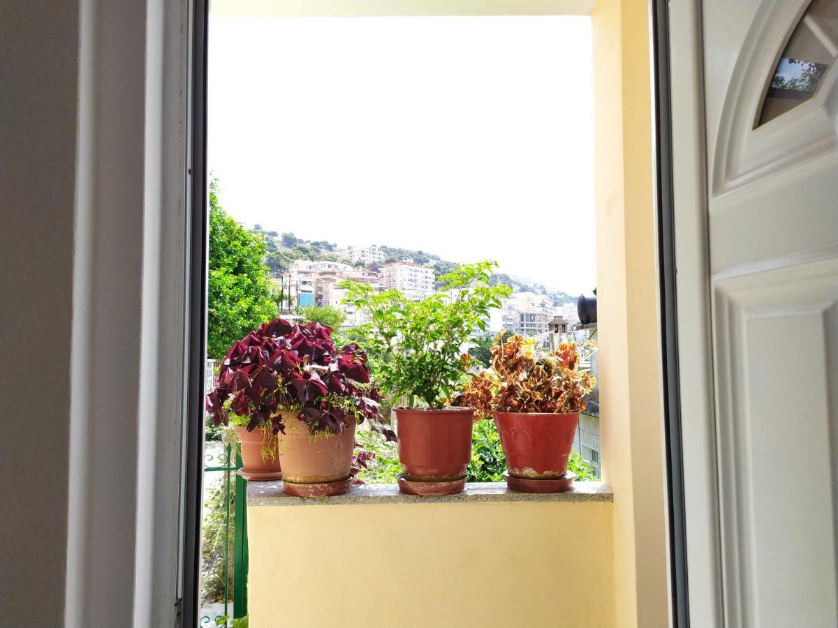 Joen Guesthouse Saranda Extérieur photo